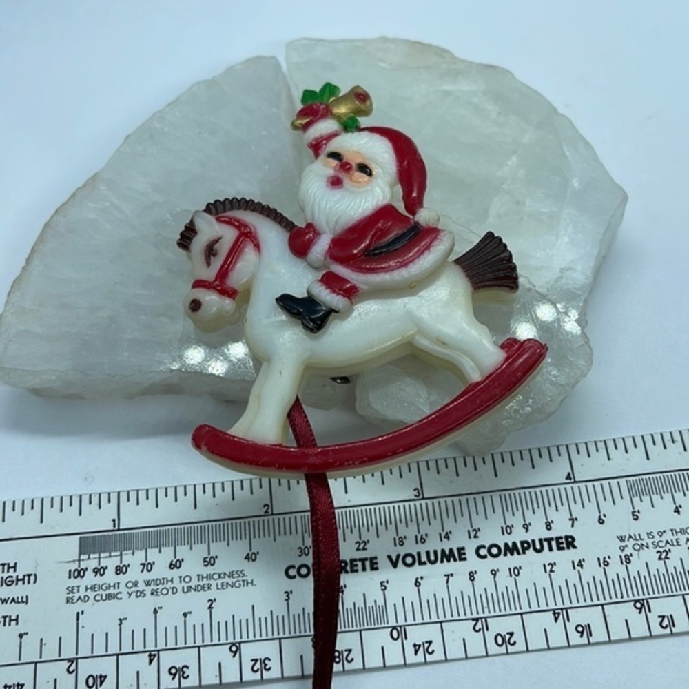 Interactive Santa Clause Pin